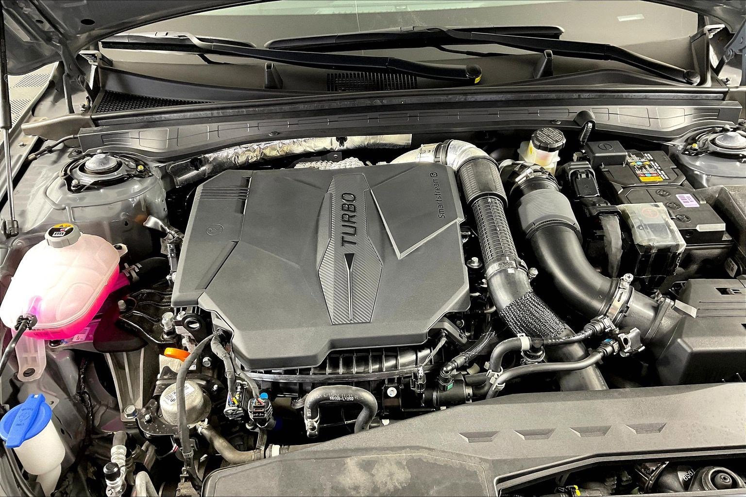 Used 2025 Kia K5 GT w/ GT1 Package FWD image 30