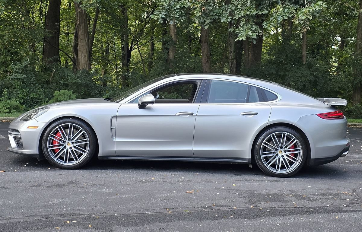 Used 2018 Porsche Panamera Turbo AWD/4WD image 3
