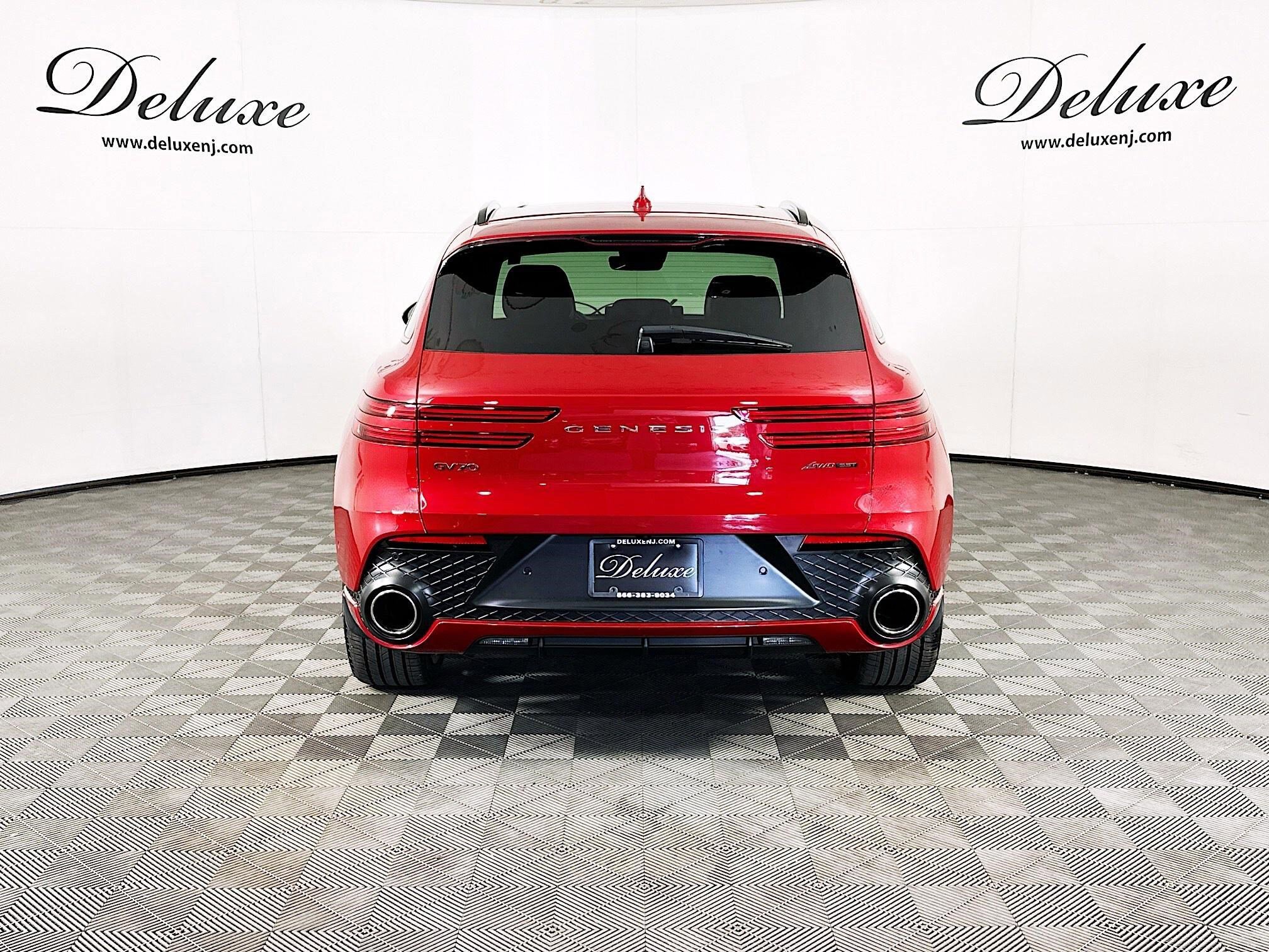 Used 2024 Genesis GV70 3.5T Sport w/ Sport Advanced Package AWD/4WD image 5