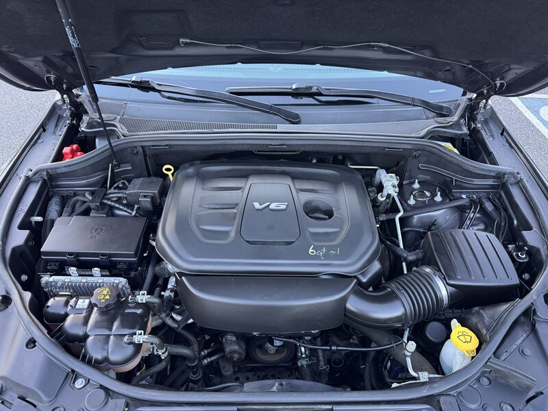 Used 2017 Jeep Grand Cherokee Altitude AWD/4WD image 9