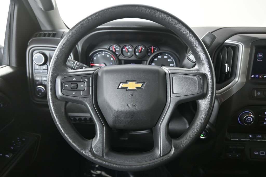 Used 2025 Chevrolet Silverado 3500 W/T image 34