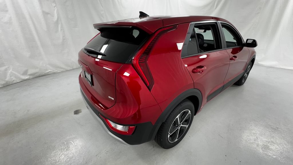 New 2026 Kia Niro LX FWD image 3
