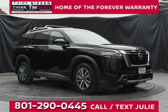 Used 2024 Nissan Pathfinder SL