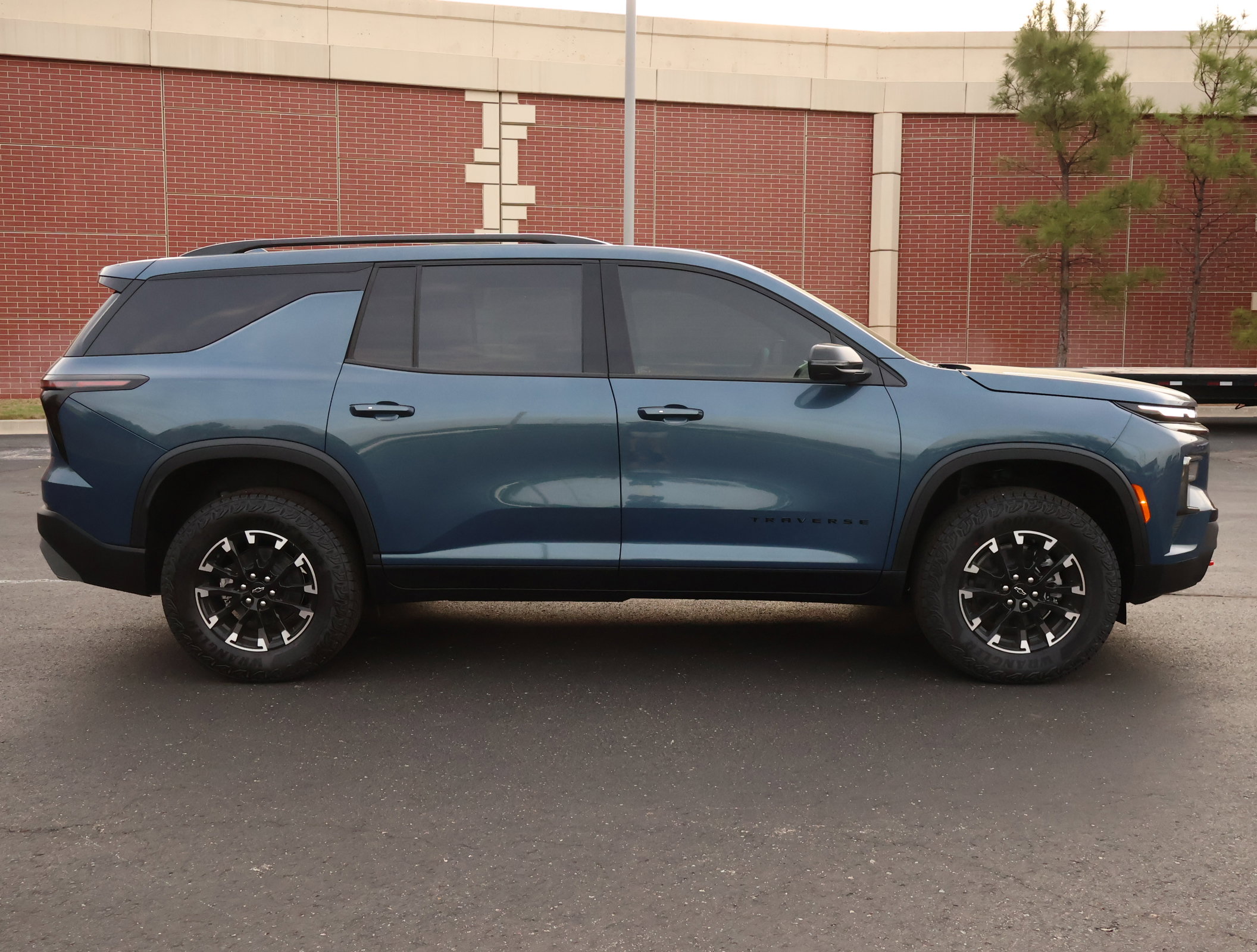 New 2026 Chevrolet Traverse Z71 w/ LPO, Floor Liner Package image 35