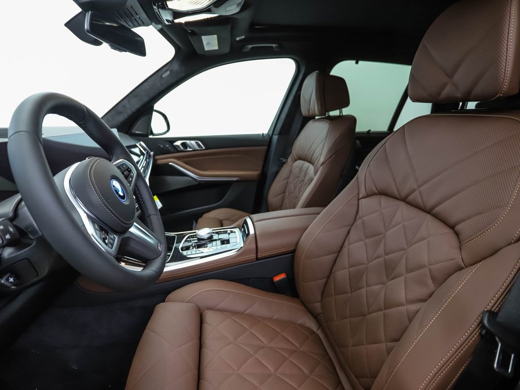 New 2026 BMW X5 xDrive50e image 11