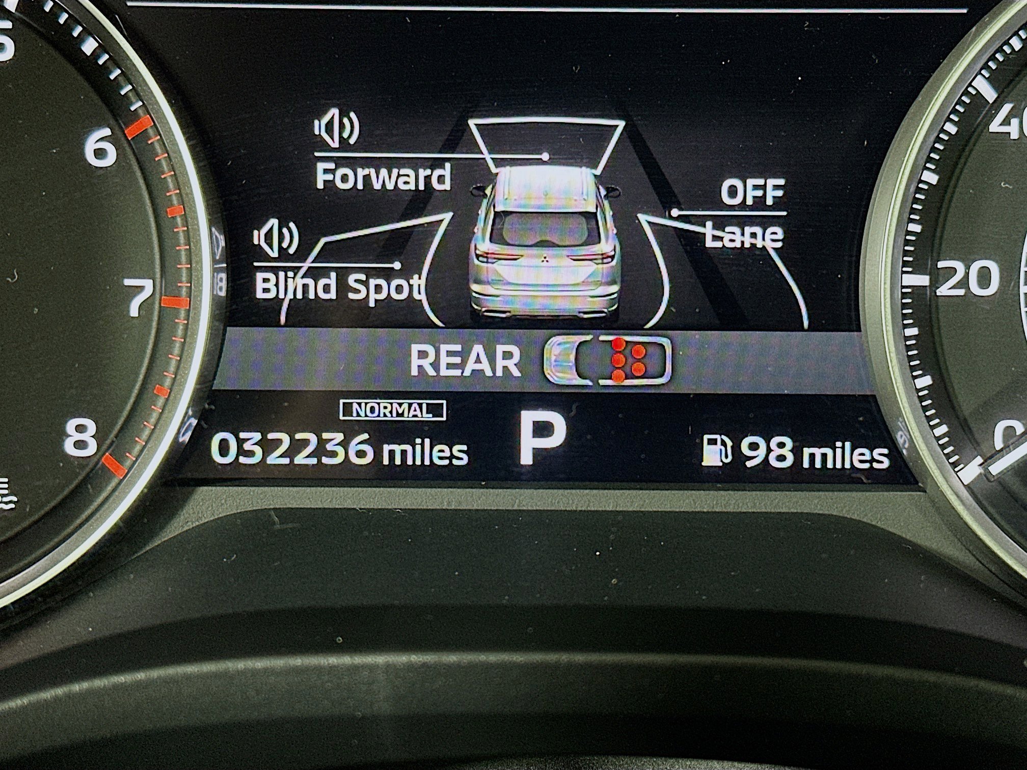 Used 2024 Mitsubishi Outlander SE image 19