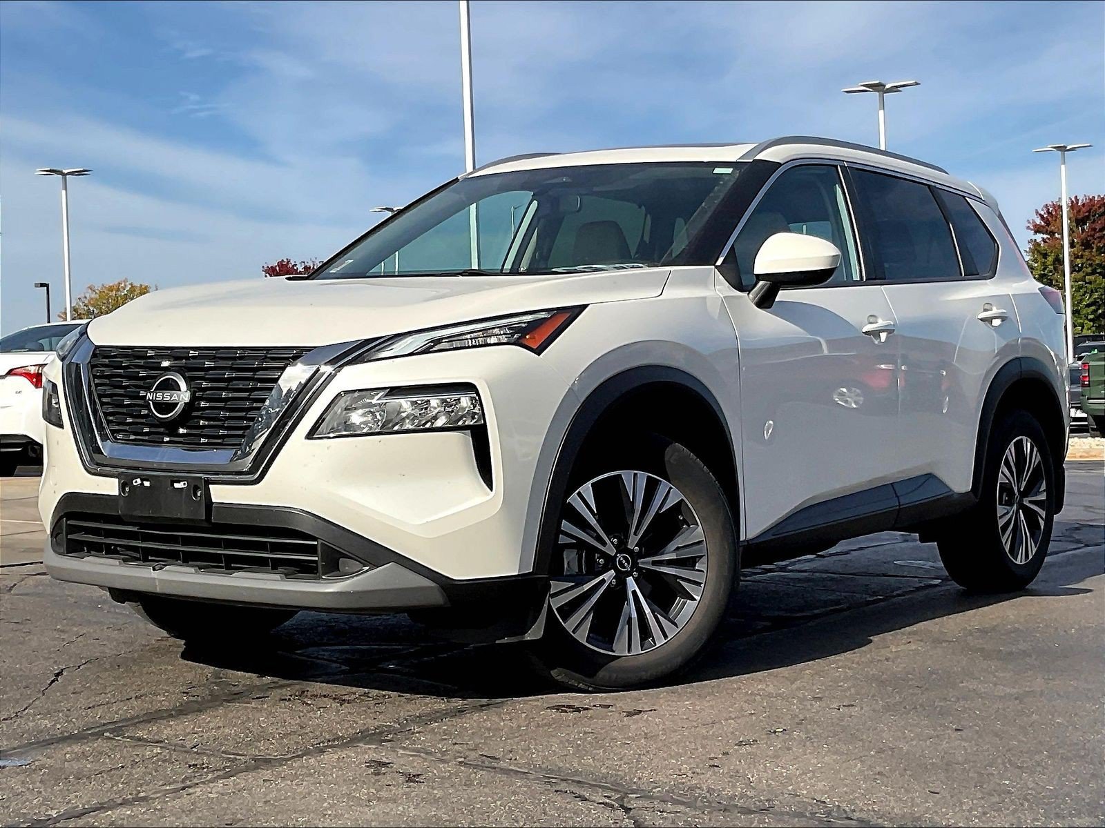 Certified 2023 Nissan Rogue SV w/ SV Premium B Package AWD/4WD image 2