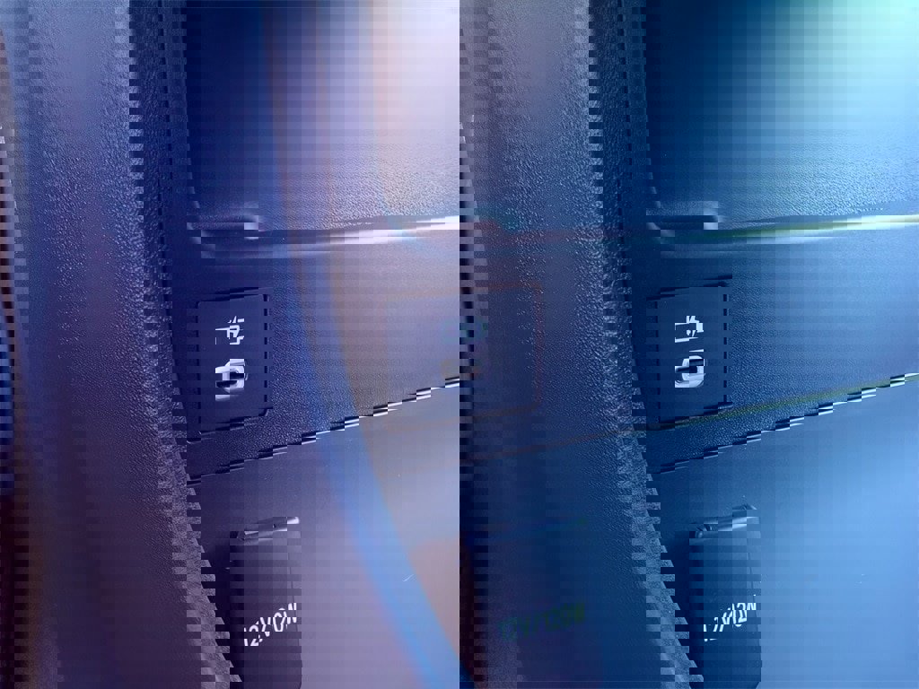 Used 2023 Subaru Solterra AWD image 23