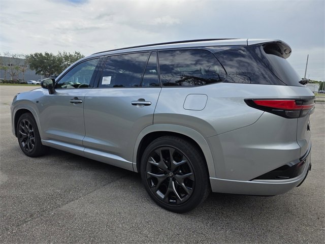 New 2025 Lexus TX 500h AWD image 5