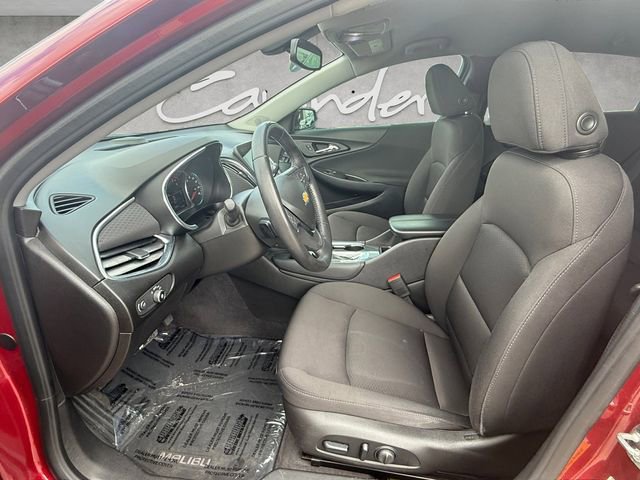 Used 2018 Chevrolet Malibu LT image 19