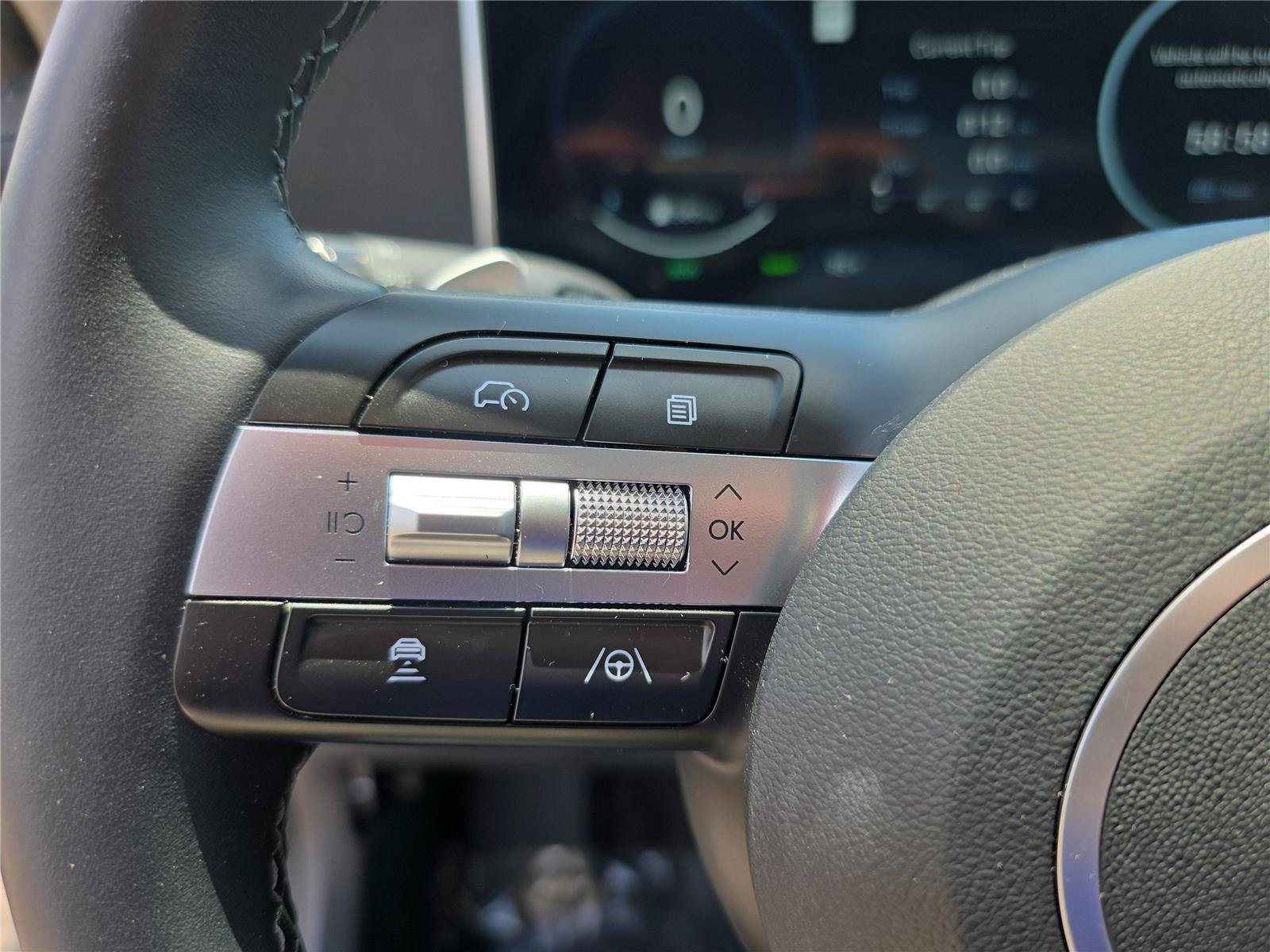 Certified 2025 Hyundai Sonata Limited FWD image 25