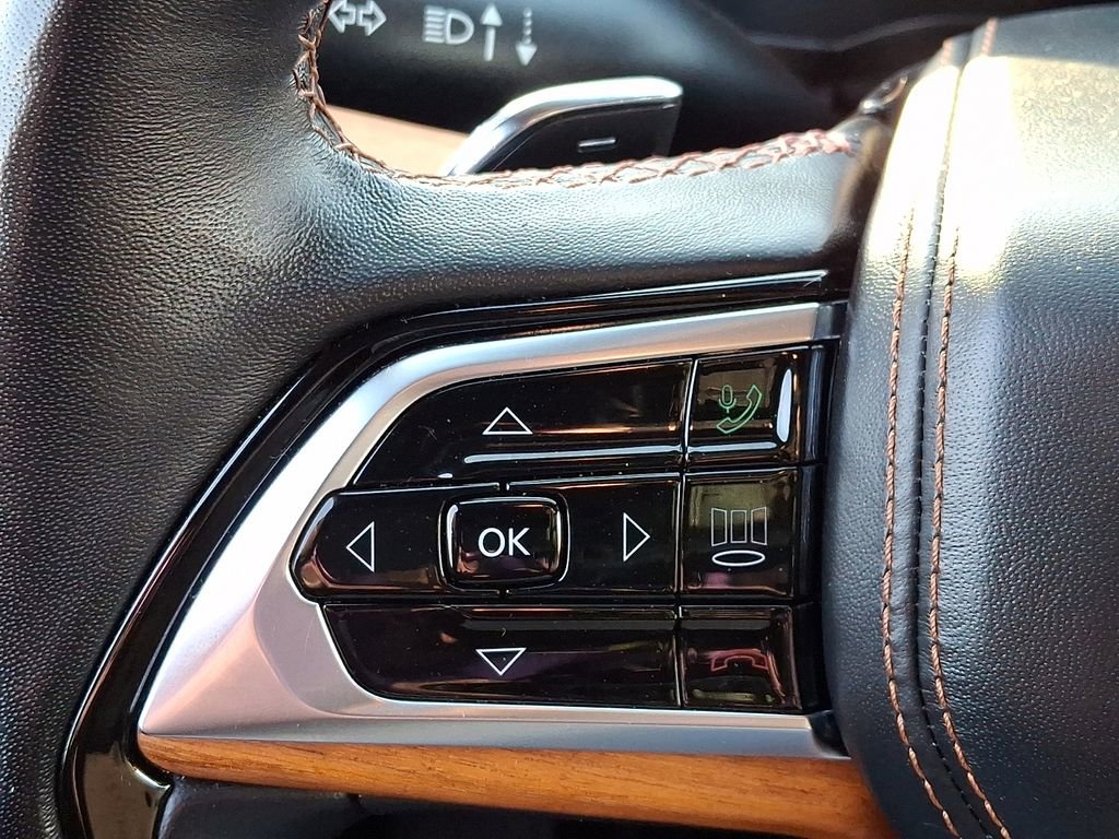 Used 2023 Jeep Grand Cherokee L Summit image 27