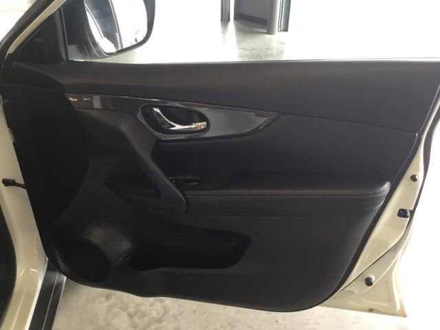 Used 2020 Nissan Rogue SV w/ Premium Package AWD/4WD image 31