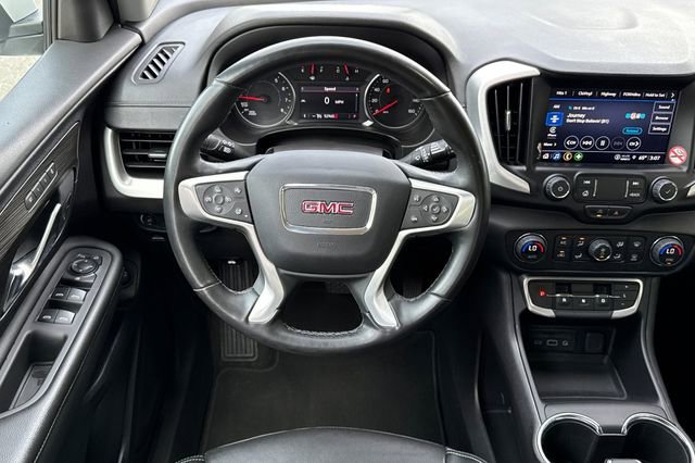Used 2024 GMC Terrain SLT AWD/4WD image 16