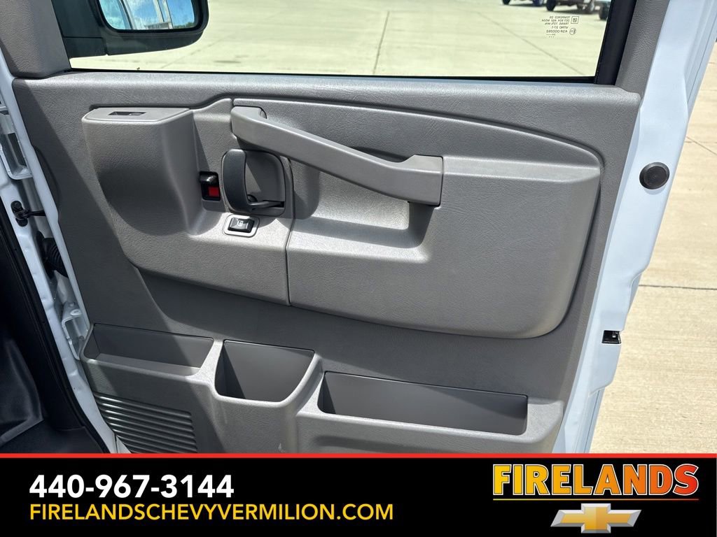 New 2025 Chevrolet Express 2500 w/ Driver Convenience Package image 26
