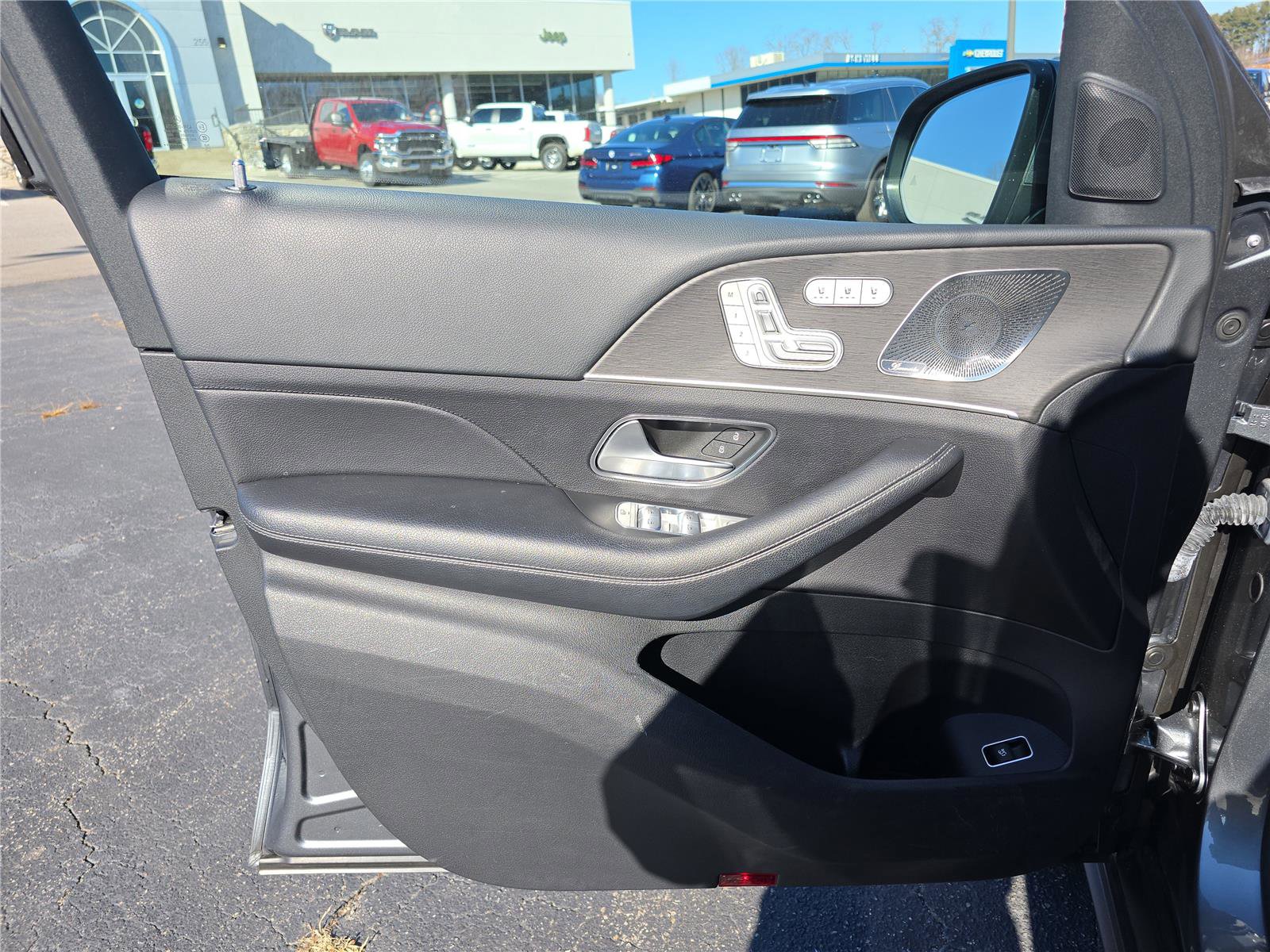 Used 2021 Mercedes-Benz GLS 450 4MATIC image 19