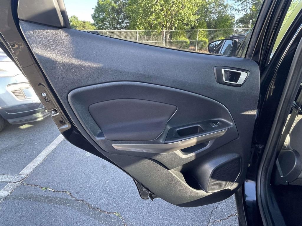 Used 2018 Ford EcoSport SE image 16
