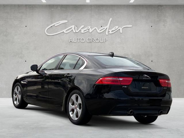 Used 2017 Jaguar XE RWD image 14