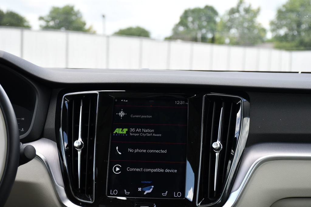 Used 2019 Volvo S60 T5 Momentum w/ Premium Package FWD image 30