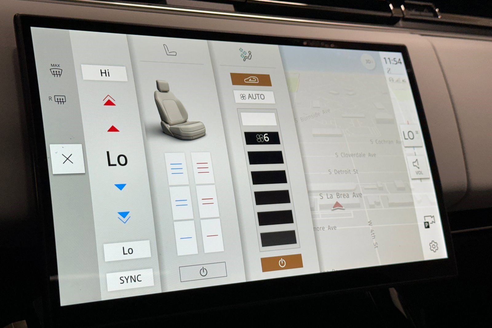 Used 2025 Land Rover Range Rover Sport Dynamic SE image 22