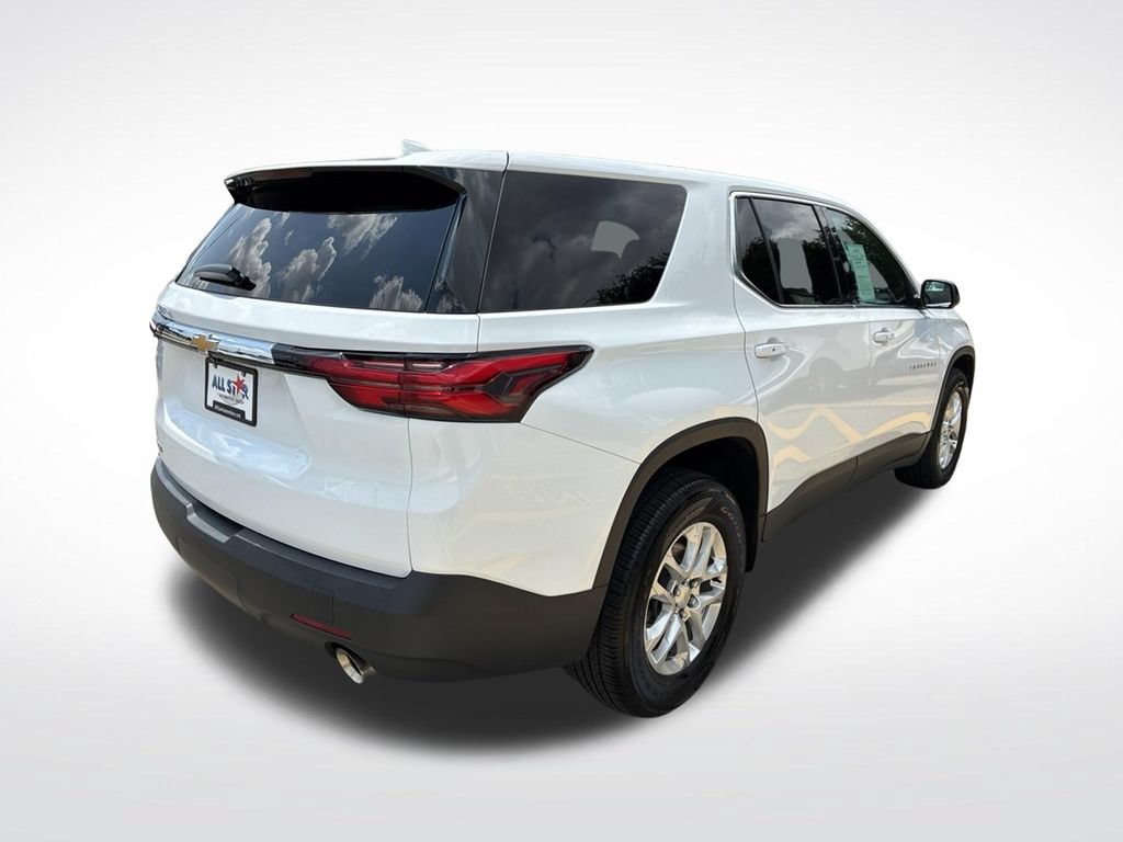 Used 2022 Chevrolet Traverse LS FWD image 7