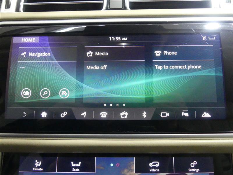 Used 2018 Land Rover Range Rover HSE image 39