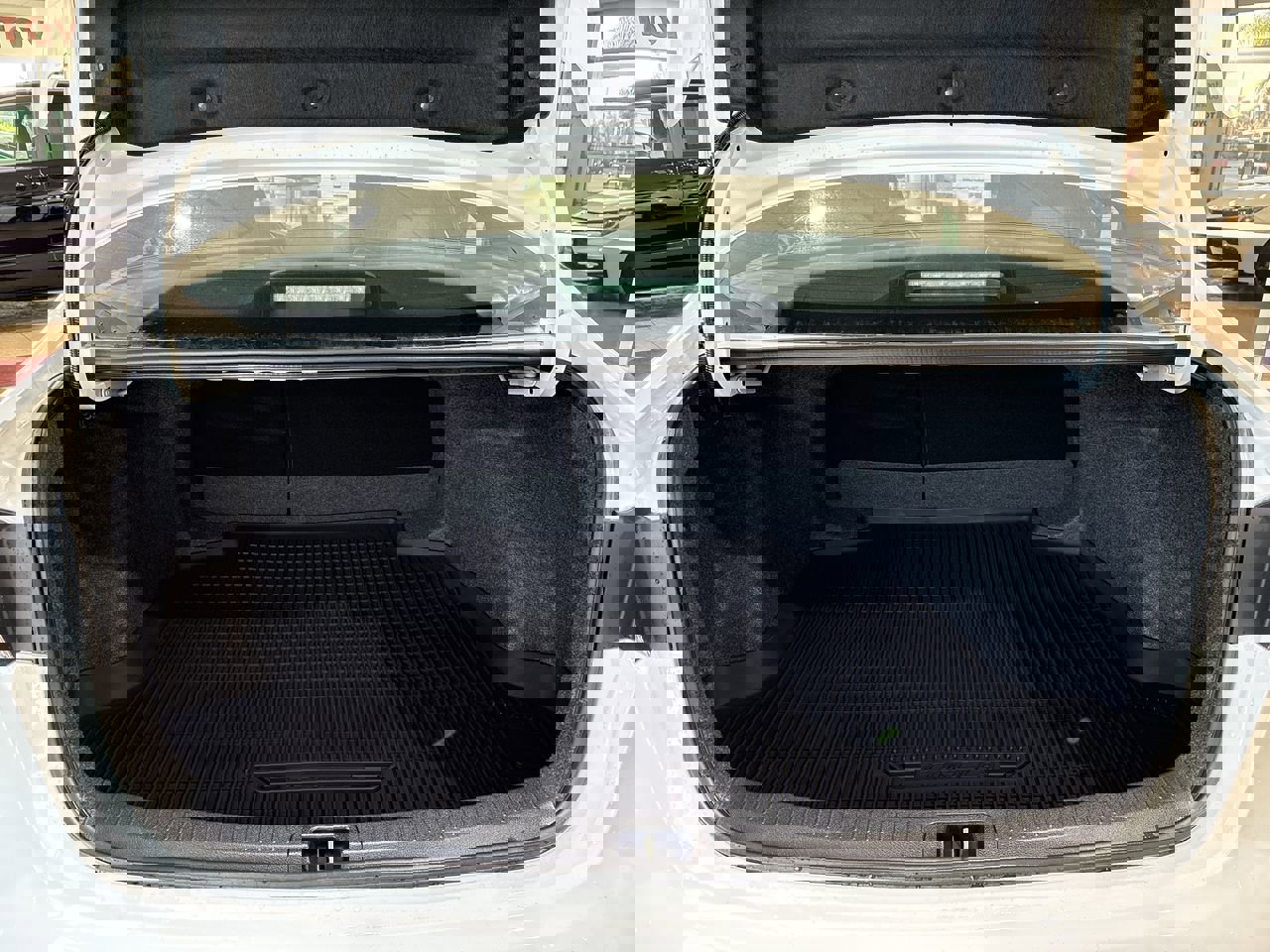 Certified 2025 Toyota Corolla SE image 24