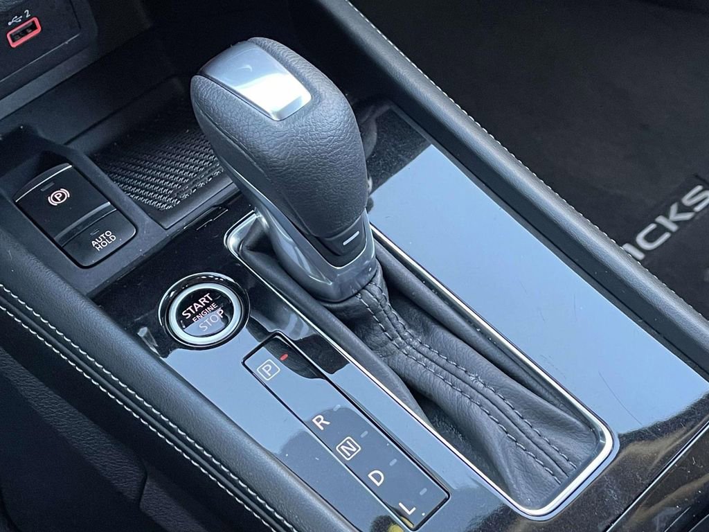 Used 2024 Nissan Kicks SV image 30