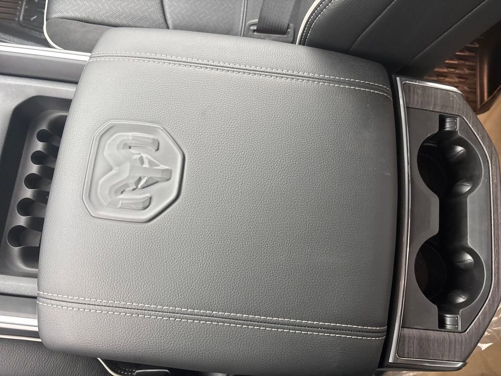 New 2026 RAM 4500 Tradesman w/ Laramie Trim Package image 30