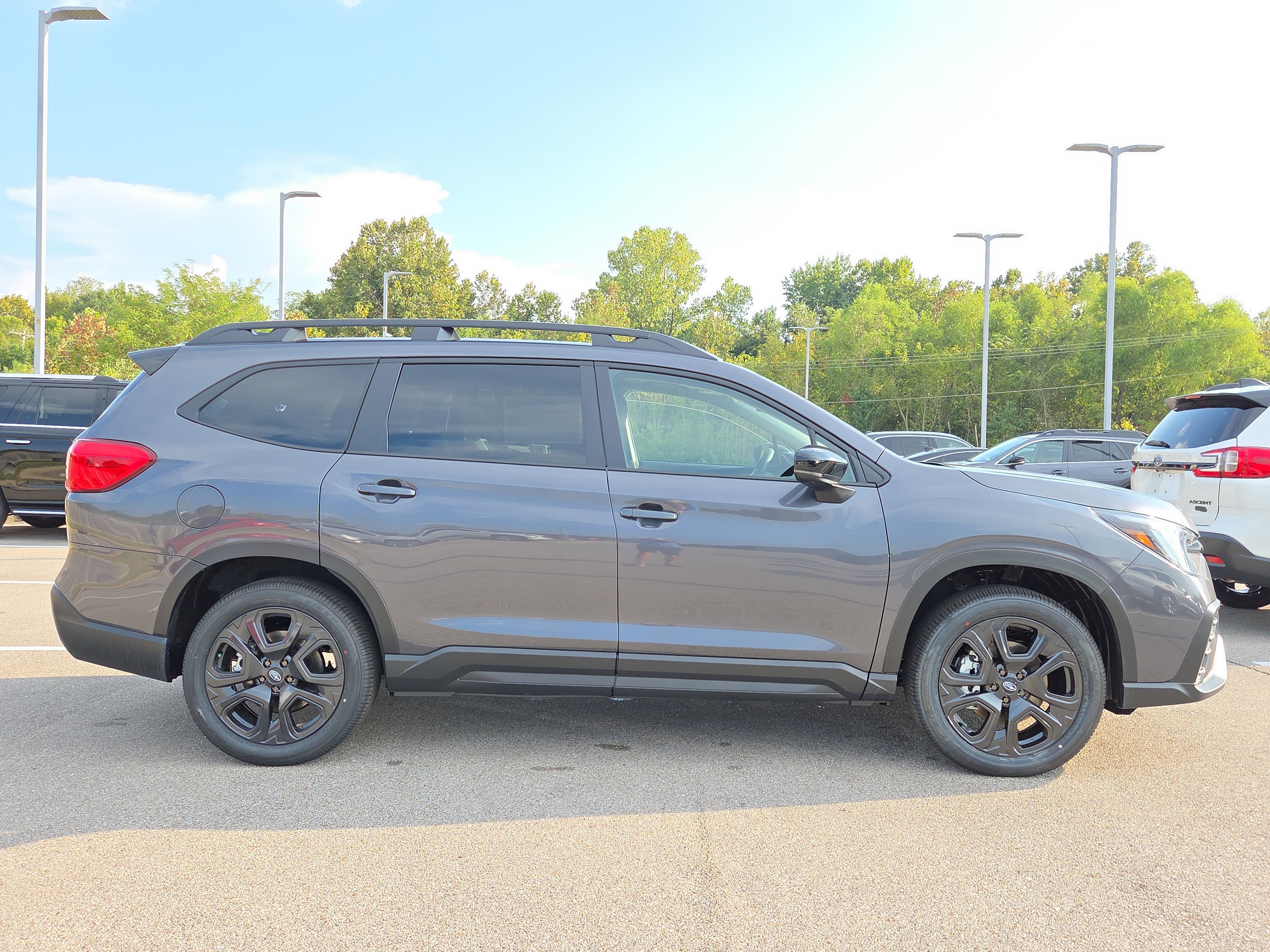 New 2025 Subaru Ascent Bronze Edition image 2