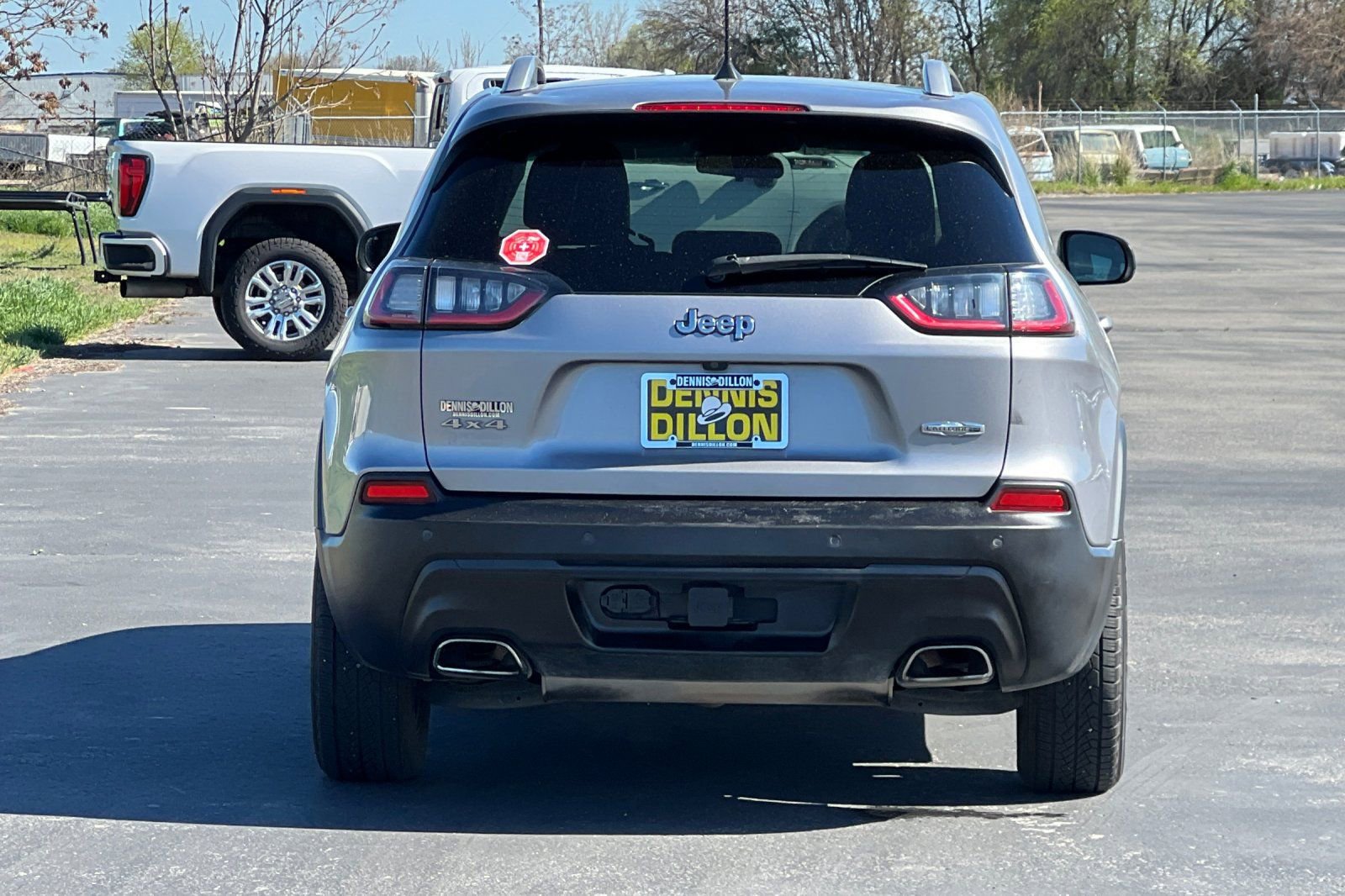 Used 2019 Jeep Cherokee Latitude Plus w/ Cold Weather Group image 5
