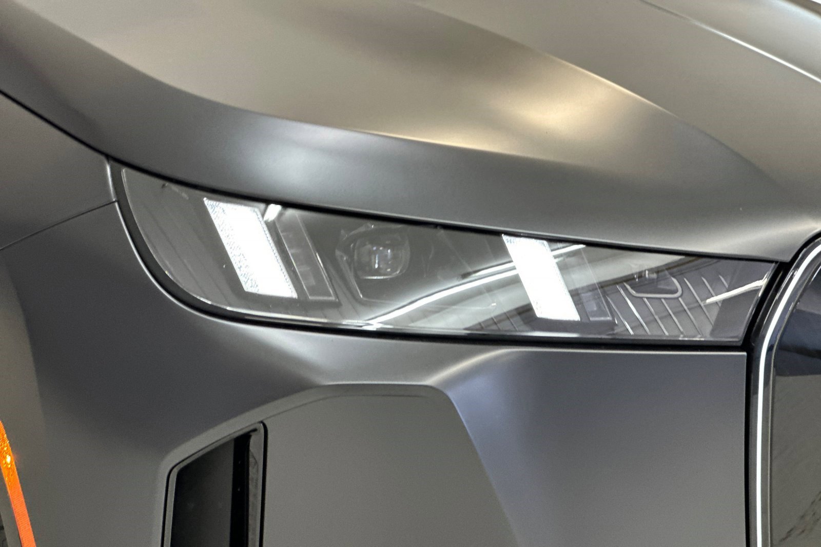 New 2026 BMW iX xDrive45 w/ M Sport Package image 10