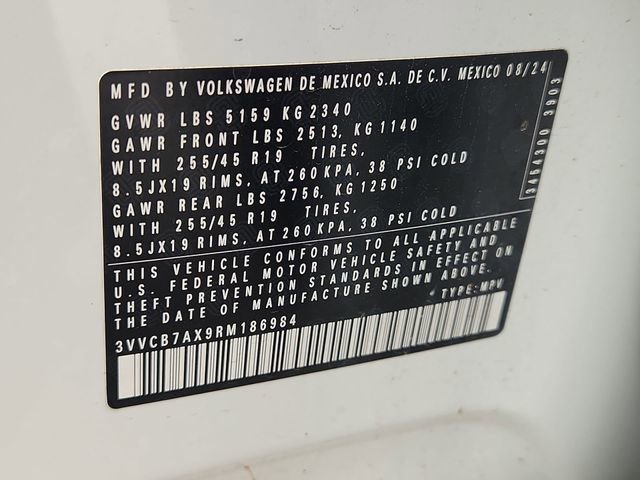 Used 2024 Volkswagen Tiguan SE R-Line image 33