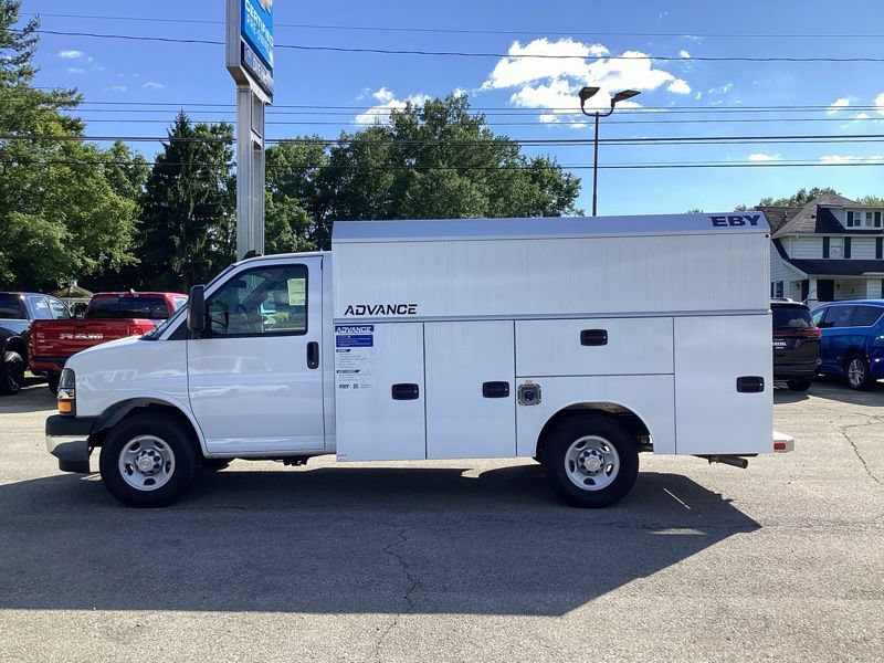 New 2026 Chevrolet Express 3500 w/ Power Convenience Package RWD image 4