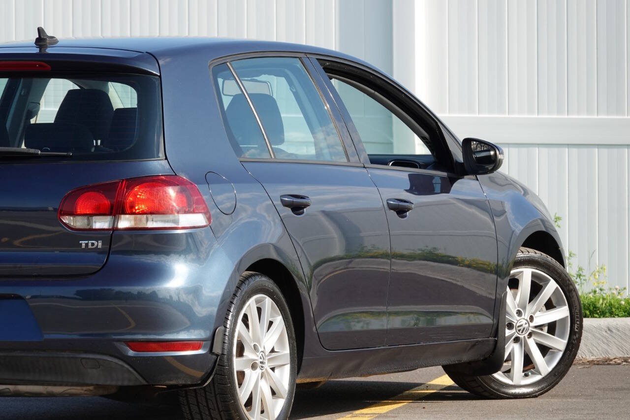 Used 2011 Volkswagen Golf TDI w/ Cold Weather Pkg FWD image 22