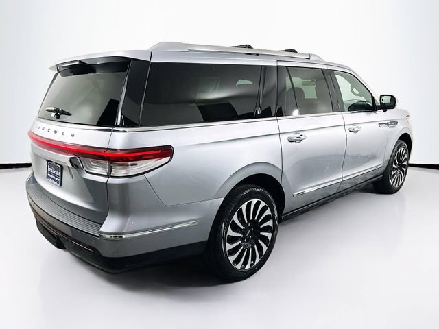 Certified 2024 Lincoln Navigator L Black Label AWD/4WD image 10