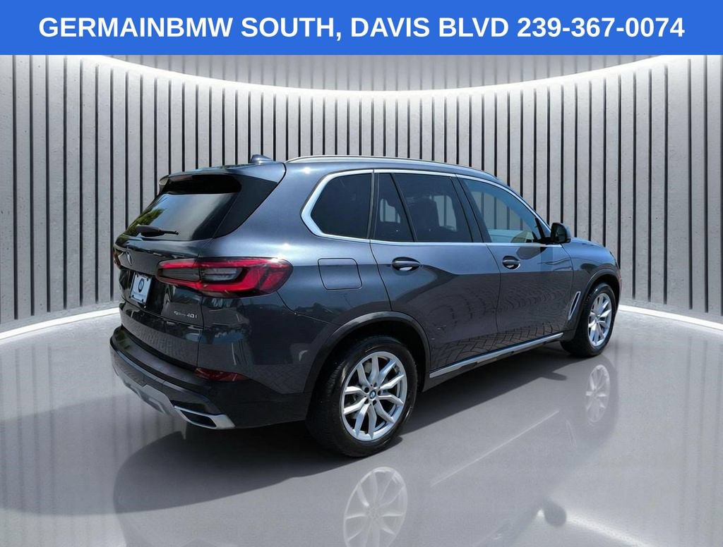 Used 2022 BMW X5 sDrive40i w/ Luxury Seating Package RWD image 5