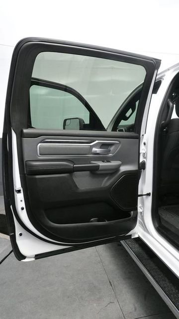 Used 2023 RAM 1500 Big Horn AWD/4WD image 17