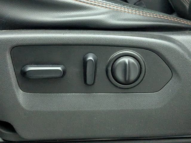 Used 2020 GMC Sierra 1500 AT4 w/ AT4 Premium Package image 13