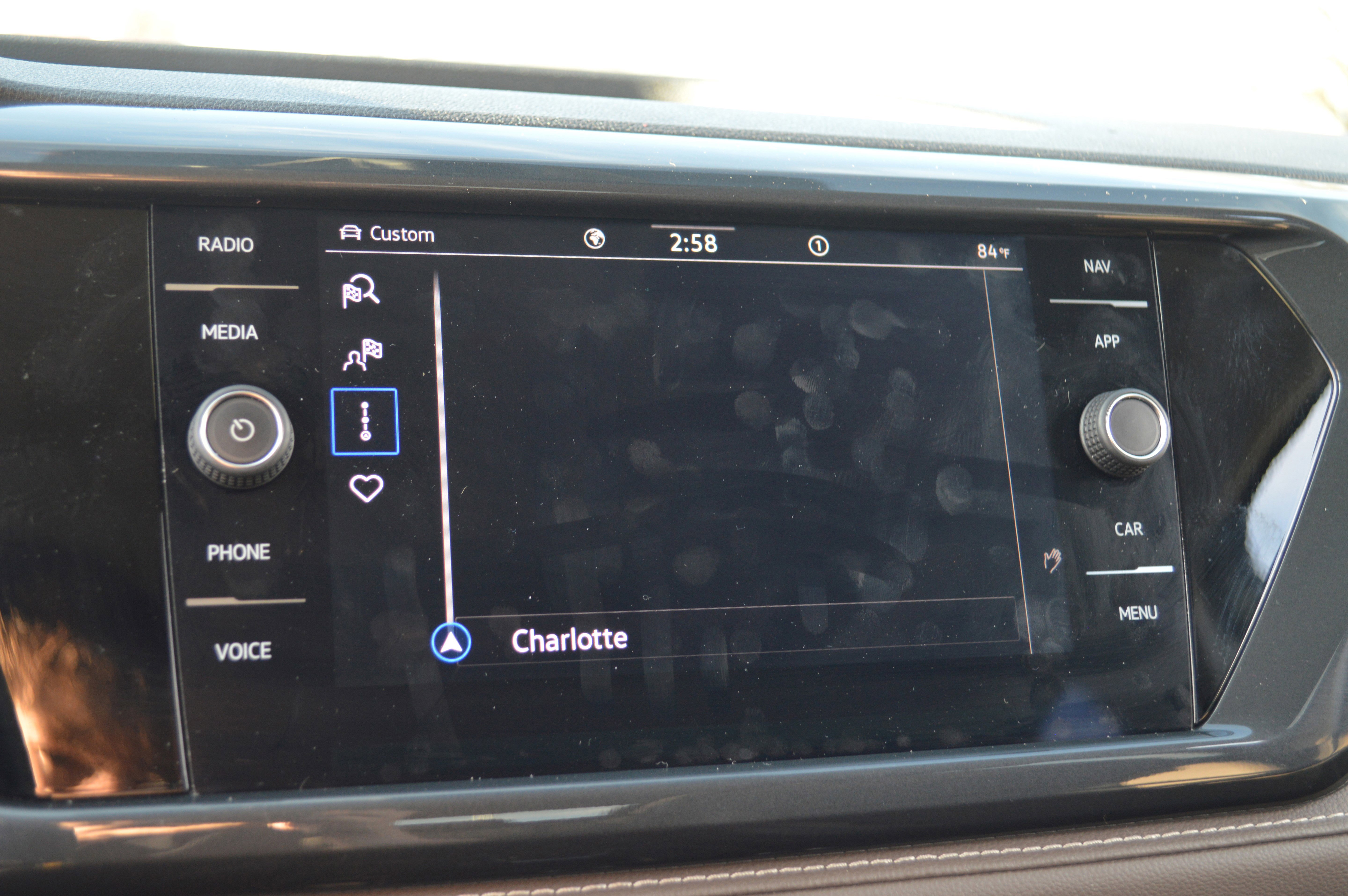 Used 2022 Volkswagen Taos SEL image 19