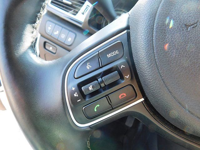 Used 2019 Kia Niro S Touring image 22