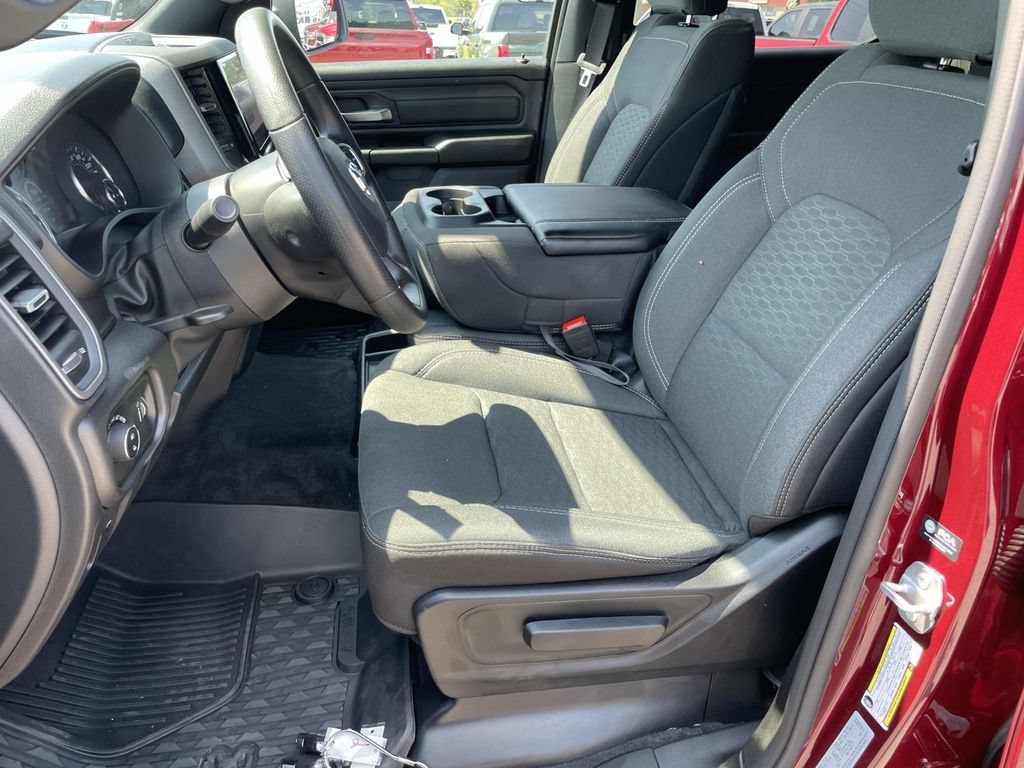 Used 2025 RAM 1500 Warlock AWD/4WD image 38
