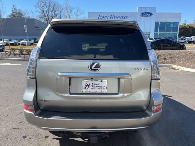 Used 2023 Lexus GX 460 Premium w/ Premium Package image 5