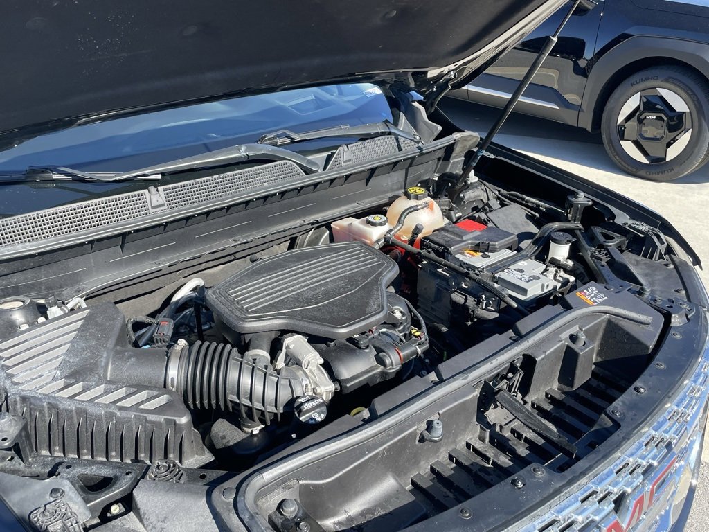 Used 2023 GMC Acadia Denali w/ Trailering Package image 32