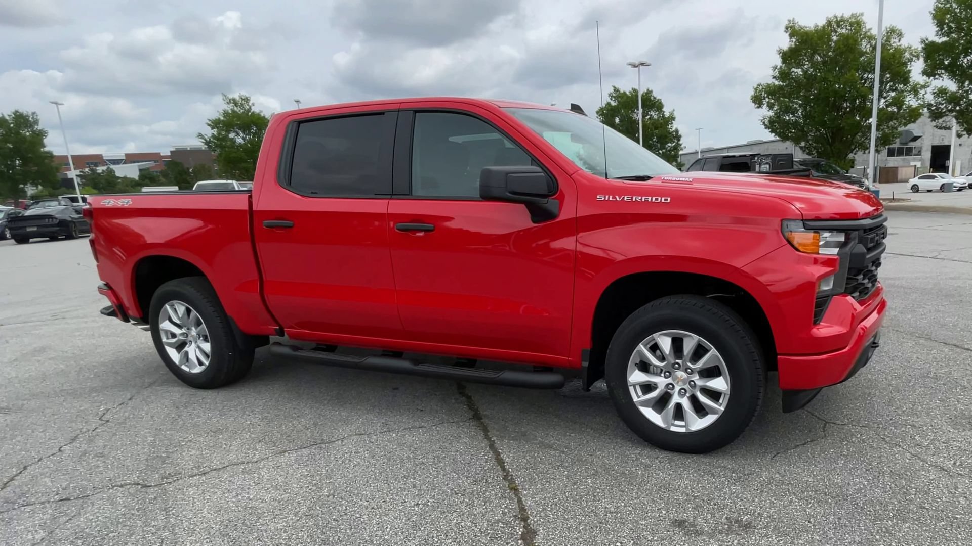 New 2025 Chevrolet Silverado 1500 Custom AWD/4WD image 38