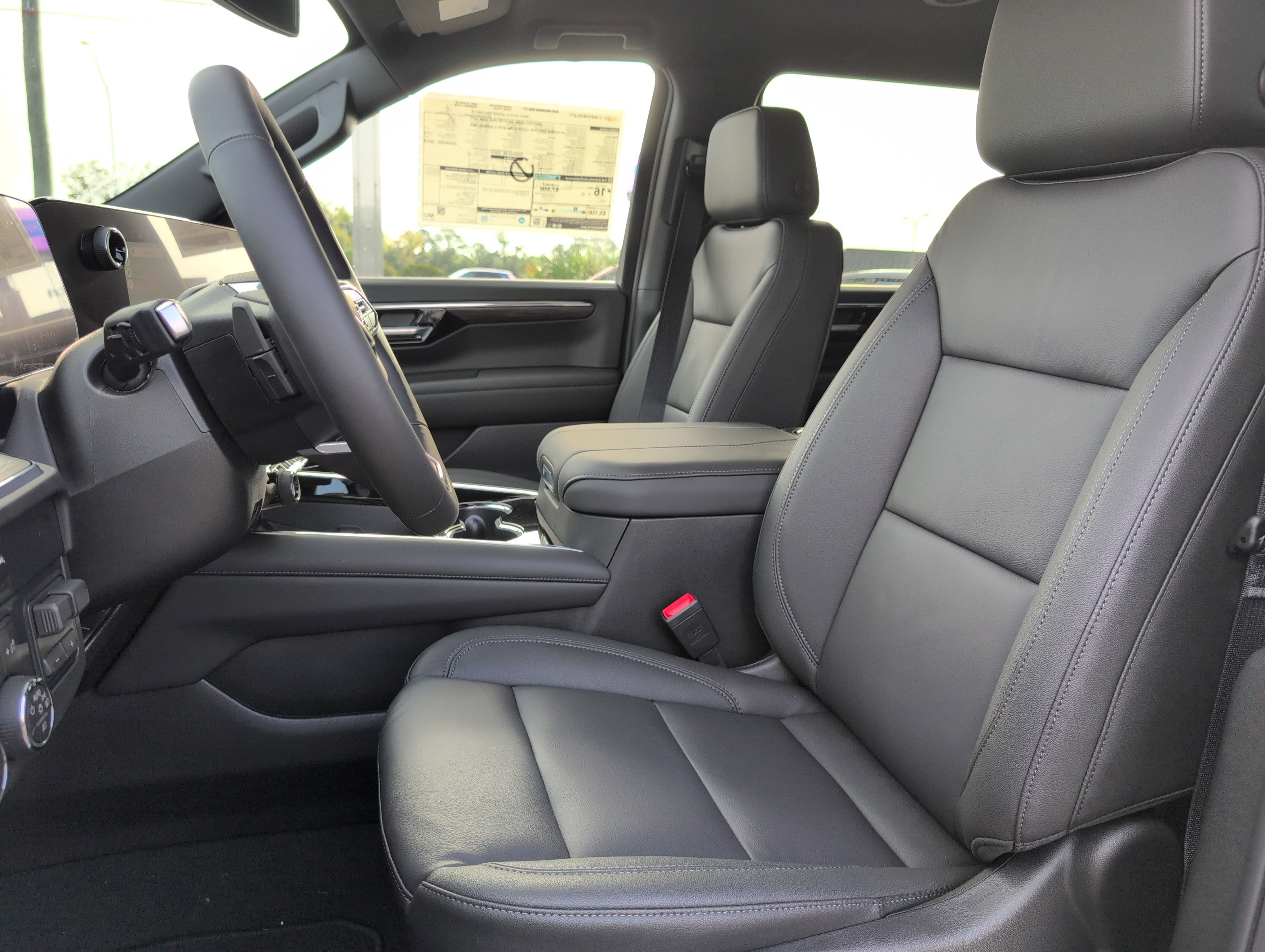New 2026 Chevrolet Suburban Z71 w/ Comfort Package image 9