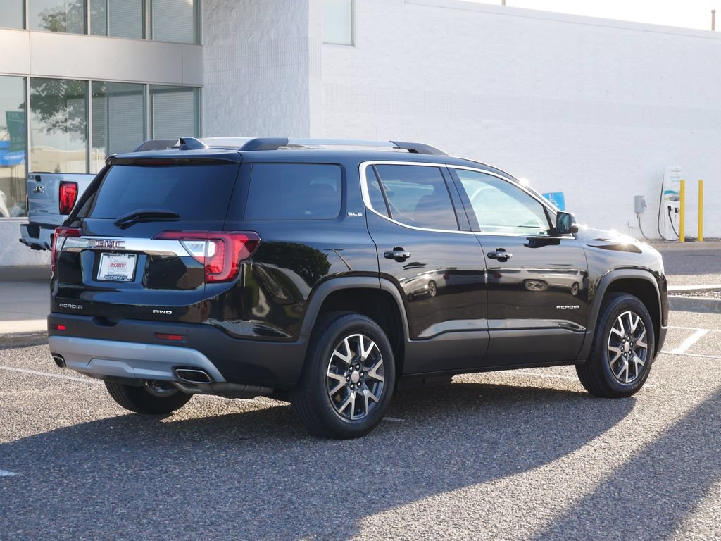 Used 2023 GMC Acadia SLE w/ Driver Convenience Package AWD/4WD image 3