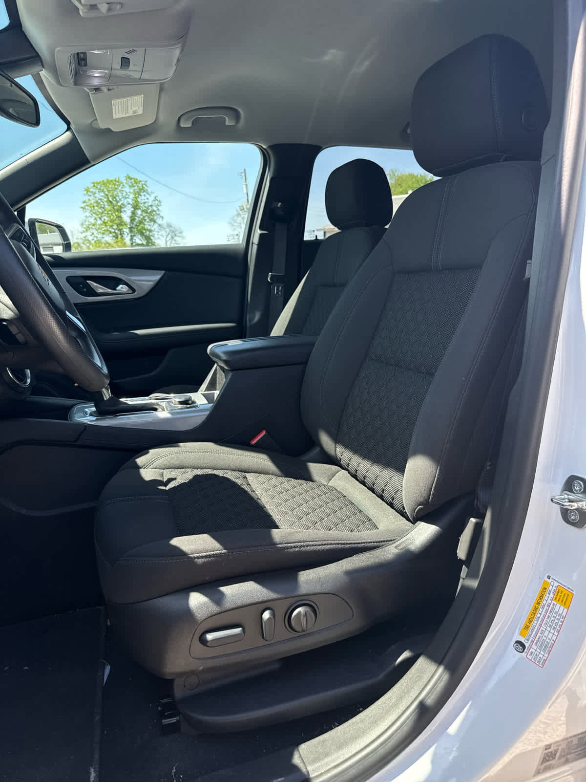 Used 2022 Chevrolet Blazer LT image 12