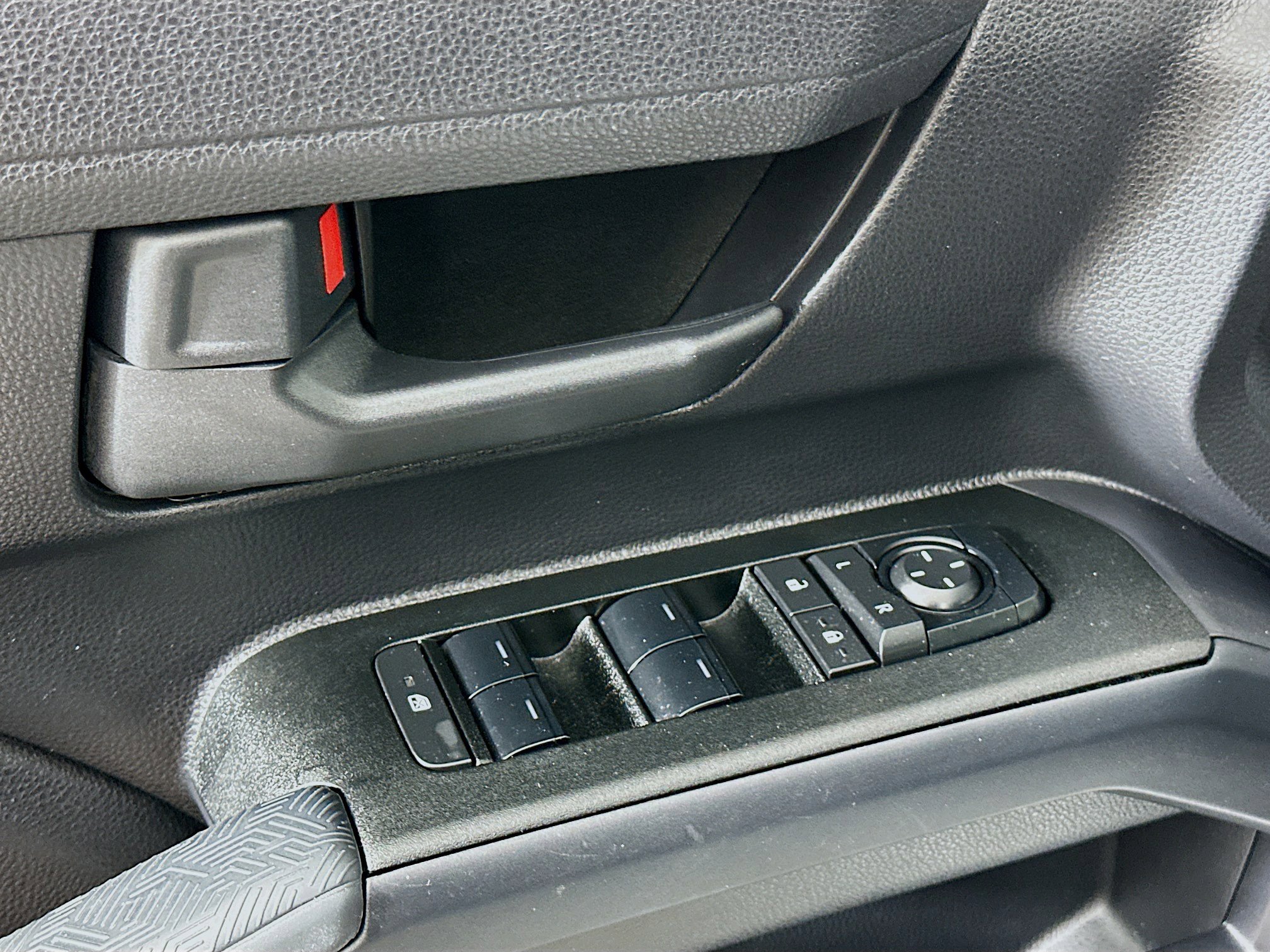 Used 2025 Toyota 4Runner SR5 image 15