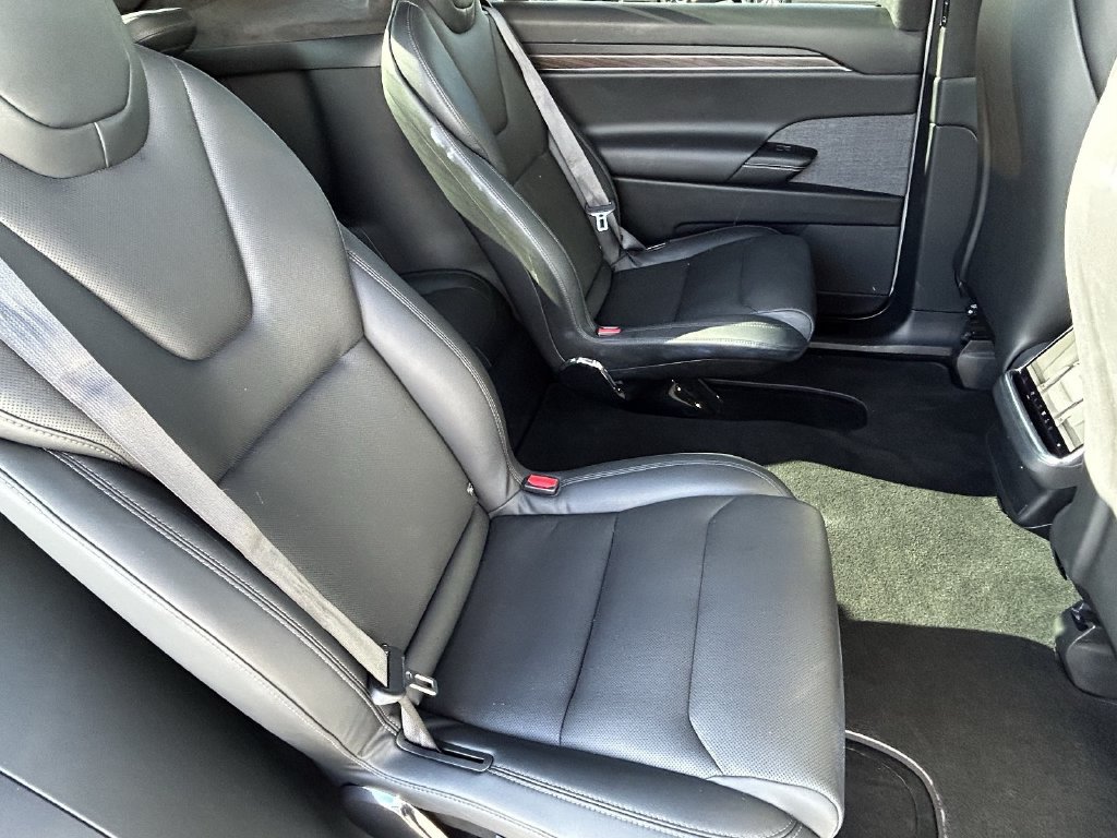 Used 2023 Tesla Model X AWD/4WD image 10